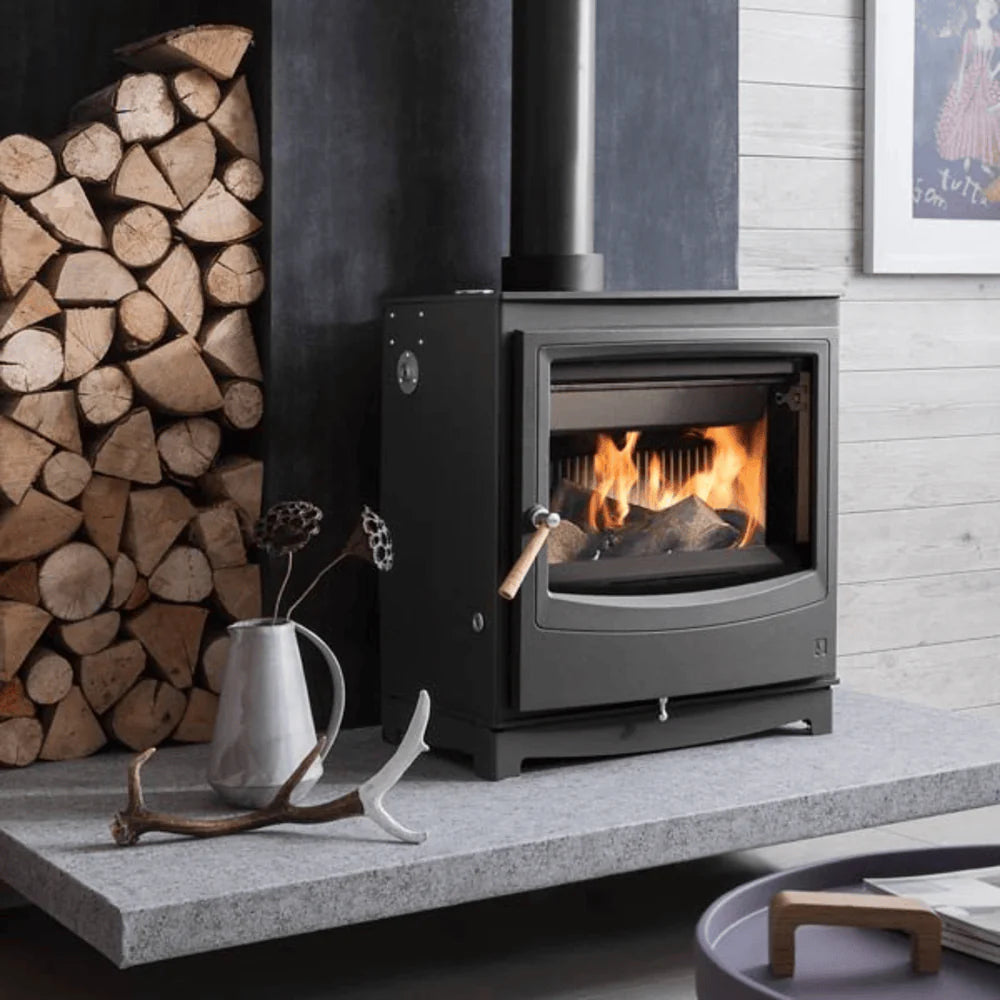 Arada Farringdon Catalyst 1.6 Wood Burning Stove Front View